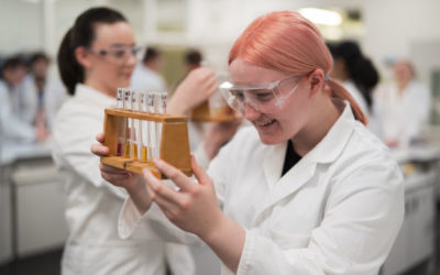 Applied Science – Level 3 Extended Diploma