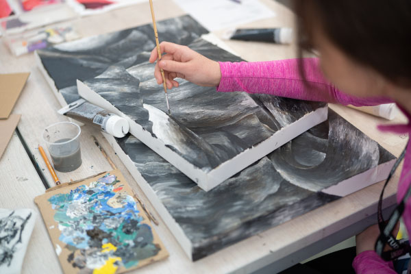 Foundation Art Fashion/Textile Design – UAL Extended Diploma in Creative Practice