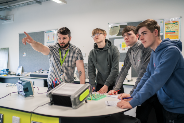 Engineering-Level-3-Extended-Certificate – Cronton Sixth Form College Widnes Runcorn